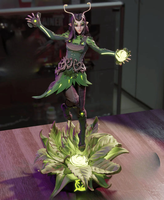 Mantis - Guardians of the Galaxy STL File for 3D Printing (Pre-Supported) - Digital File